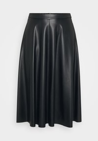 Mustat tekonahkahameet, joissa on sileä pinta, ihonmyötäinen vyötärö ja liehuva muoto. Keskellä on sauma ja hameen helma ulottuu polven ylle.