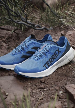 AGRAVIC SPEED - Zapatillas de trail running - pulse blue   core black   semi impact orange