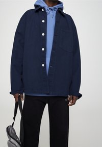 PULL&BEAR Tunn jacka - dark blue