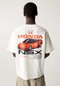 PULL&BEAR - SHORT SLEEVE HONDA - Tričko s potlačou - white Miniatúrny obrázok 1