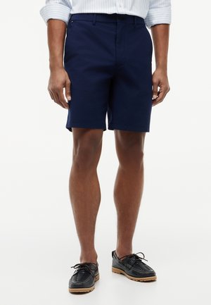 Tommy Hilfiger DOVER 8" ALL DAY SHORT - CORE ESSENTIALS - Rövidnadrágok - carbon navy