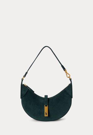Borsa a tracolla in suede verde scuro con forma curva, dettagli in metallo dorato e tracolla corta con particolari a fibbia.