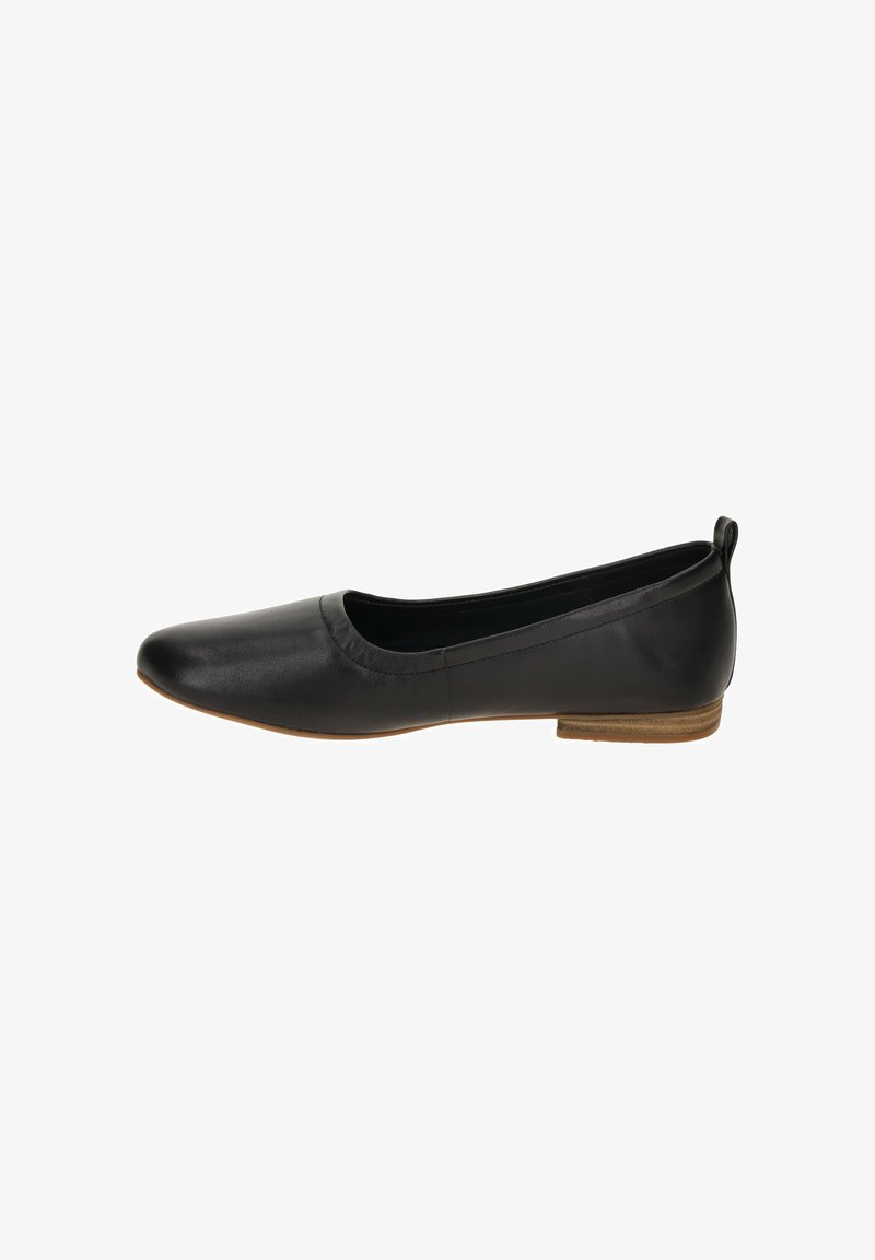 Ballerines en cuir noir avec une pointe arrondie, un léger talon et une finition lisse. Comprend une doublure intérieure douce et une semelle en caoutchouc plate.