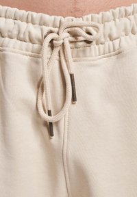 Rocawear SHORTY - Šortky - beige