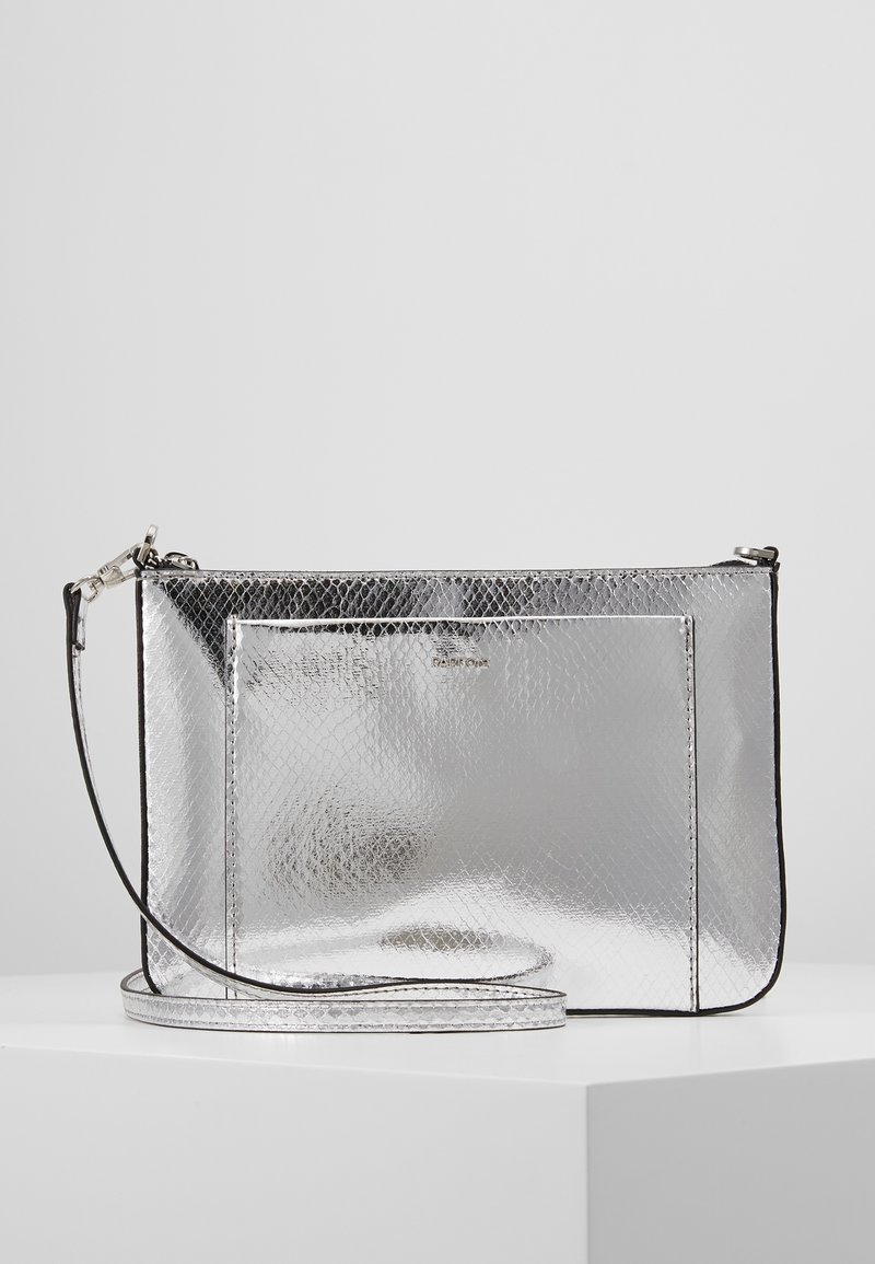 PARFOIS Pikkulaukku - silver-coloured