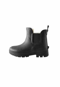 Botte noire imperméable jusqu'à la cheville avec une finition lisse, un panneau latéral élastique, une doublure blanche duveteuse et une semelle épaisse à nervures.