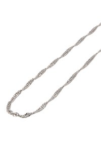 Sølvfarvet snoet kæde halskæde fremstillet af metal, med sammenkoblede led med en glat overflade og ensartet design gennem hele kæden.