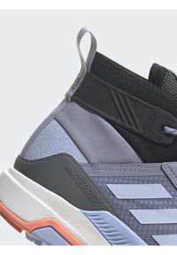 Adidas Terrex TRAILMAKER MID GORE TEX - Chaussures de running - silver violet blue dawn core black