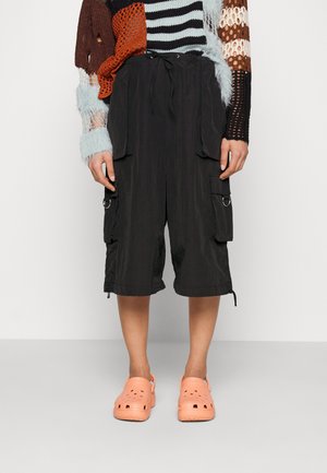 Shorts - black