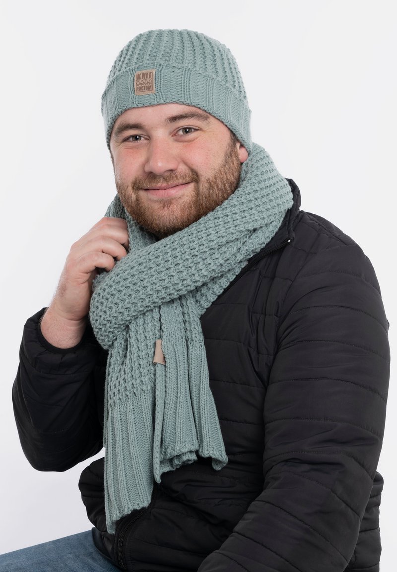 Knit Factory ROBIN - Sjaal - stone green