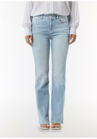 Lichtblauwe jeans met een rechte pijp, gemaakt van denim, met een klassieke vijf-pocket stijl en een knoopsluiting in de taille.