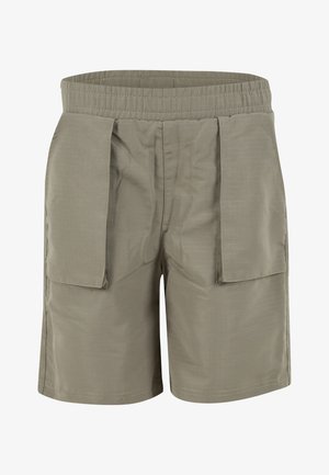Férfi rövidnadrág olívazöld színben, gumis derékrésszel, két nagy elülső oldalzsebbel és sima, finom csíkozású textúrával.