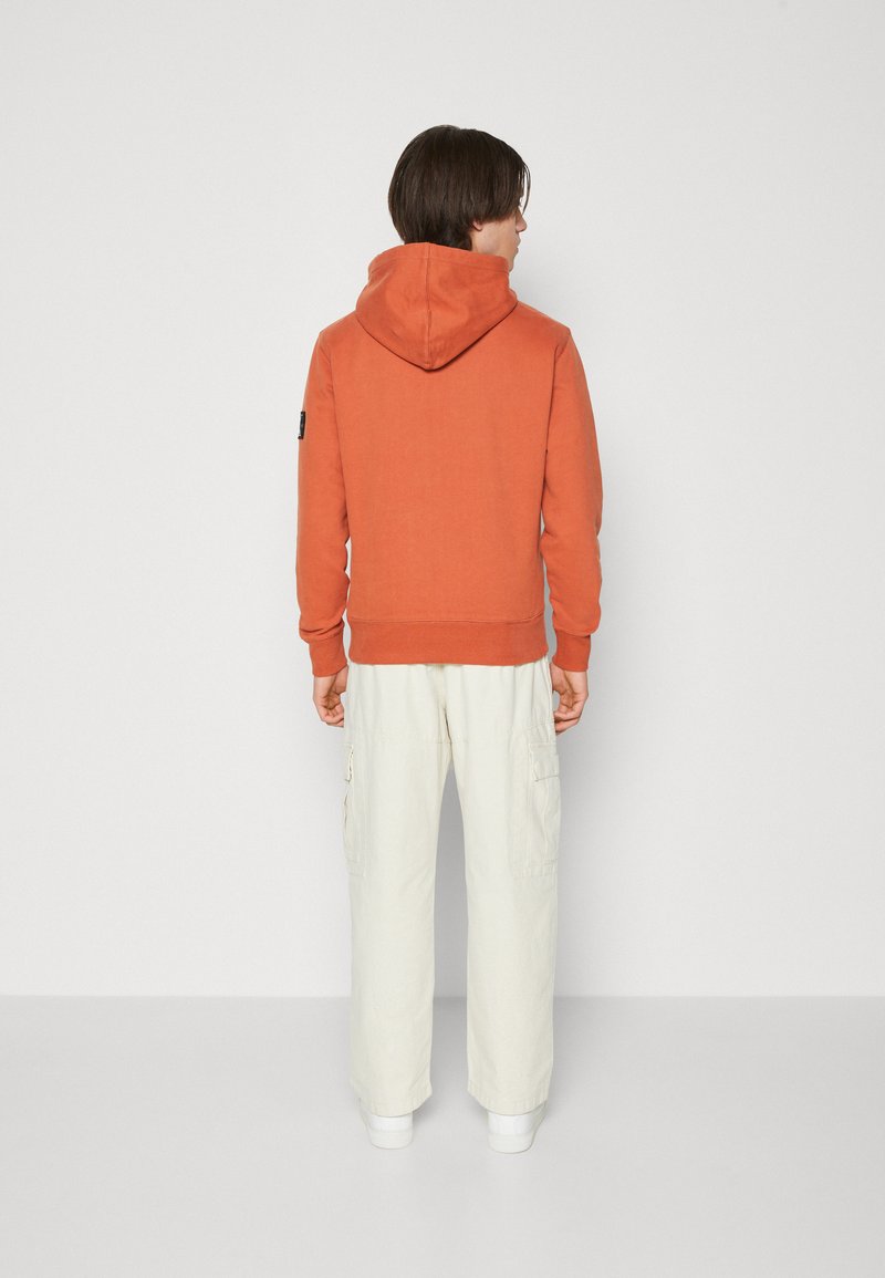 Calvin Klein Jeans Sweatshirt - auburn/orange - Zalando.de