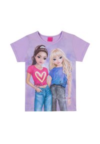 Maglietta viola a maniche corte con una grafica stampata che raffigura due ragazze stilizzate. Una indossa un top rosa con un cuore, l'altra un top azzurro.