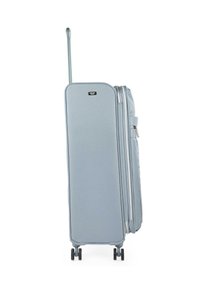 Maleta rígida azul claro con un mango telescópico, dos ruedas y cierre de cremallera. Textura suave, diseño minimalista y detalle del logo.