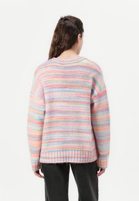 Pieces PCORMAN V NECK CARDIGAN - Gilet - pink/multi-coloured