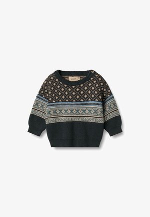 Ciemnozielony, dziergany sweter dla małego dziecka z wzorzystymi sekcjami w kolorze beżowym i niebieskim, ściągaczami oraz dwoma guzikami na jednym ramieniu.