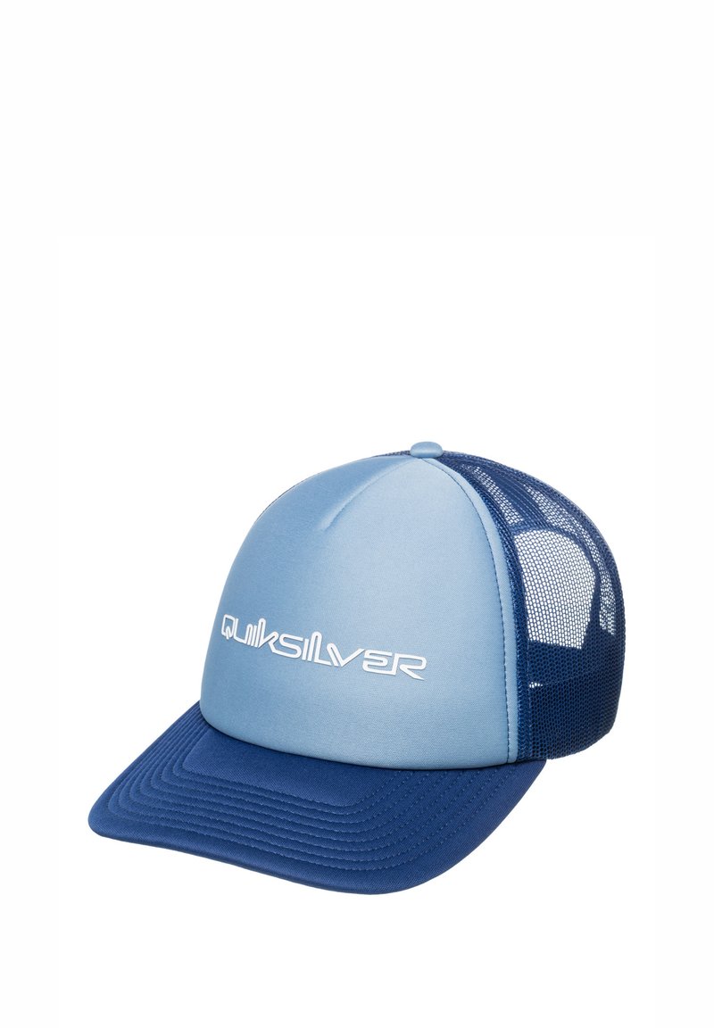 Ljusblå basebollkeps med visir i marinblått och meshnack, med en vit "Quiksilver"-logotyp på framsidan.