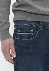 Matinique MAMIKE - Ravne kavbojke - dark vintage