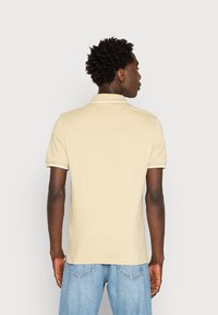 Lyle & Scott TIPPED - Polo - natural green/white