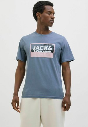 Grå bomulds t-shirt med grafisk tryk med "JACK&JONES" i kontrasterende farver, rund hals og korte ærmer.