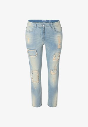 Vaaleansinisen denimkankaan farkut, joissa on kuluneita kohtia ja hapsutettuja reunoja. Keskikorkea vyötärö, viisi taskua, slim fit -malli ja kapenevat lahkeet.