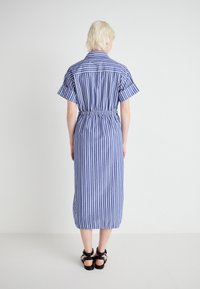 GAP CUTOUT MIDI SHIRTDRESS - Kreklkleita - blue