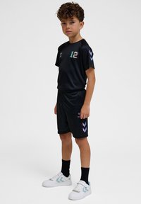 Hummel Träningsshorts - black