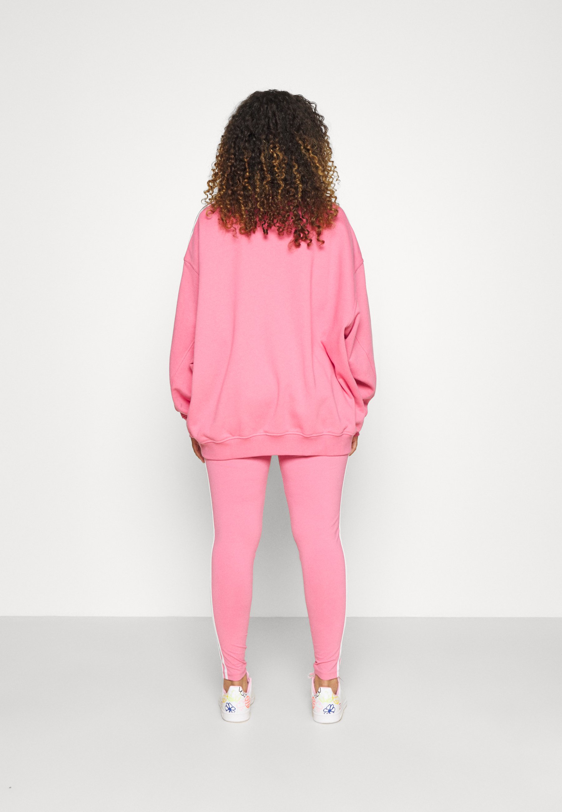 pull adidas rose pale