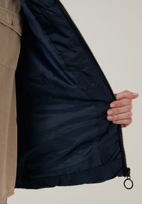 LELA SLIM FIT - Strukirani kaput - navy blue