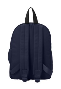 Marineblå ryggsäck med vadderad design, justerbara remmar och ett handtag på toppen; har två sidofickor och rektangulär form.