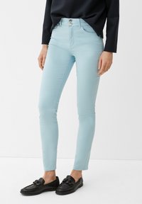 s.Oliver BLACK LABEL IZABELL - Vaqueros slim fit - arktisblau