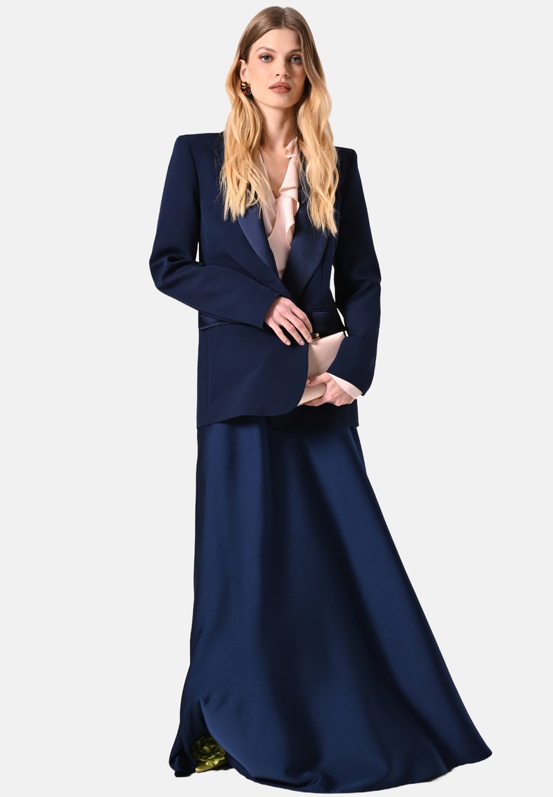 SCARLET DARKNESS Gonna Maxi Da Donna Rinascimentale Elastica A Vita Alta Con Altalena Bianco 254s22 11 Xxl 110514454