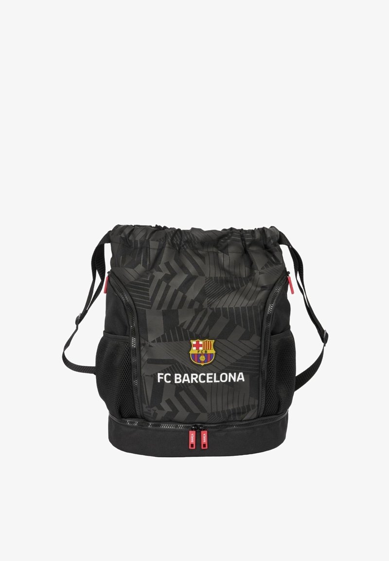 Czarny worek na sznurku z logo FC Barcelona, wzorzystą teksturą, dwoma czerwonymi suwakami i siateczkowymi bocznymi kieszeniami.