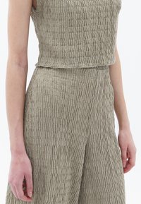 OXXO HIGH RISE CULOTTE - Broek - tea