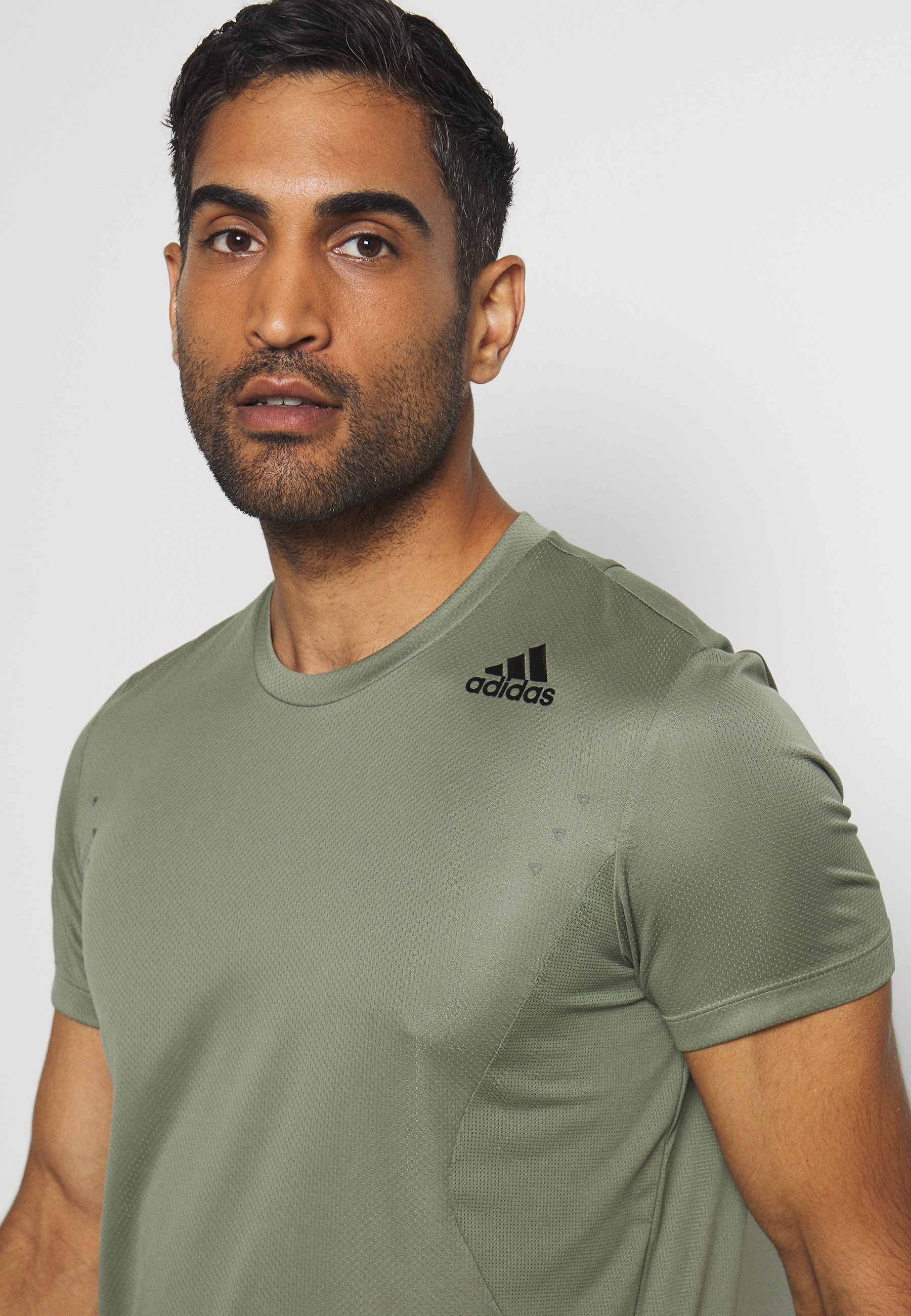 adidas Performance HEAT.RDY TRAINING SLIM SHORT SLEEVE TEE adidas Performance T Shirt basic green Zalando.at