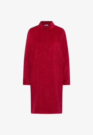 Robe chemise en velours côtelé rouge avec un col pointu et une fermeture à boutons, dotée de manches longues et d'une silhouette décontractée.