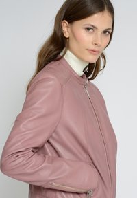Maze GRENADA - Læderjakker - deep rose