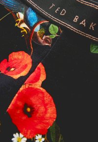 Baker by Ted Baker SEQUIN SET-REGULAR FIT - Leggings - Pantaloni - black