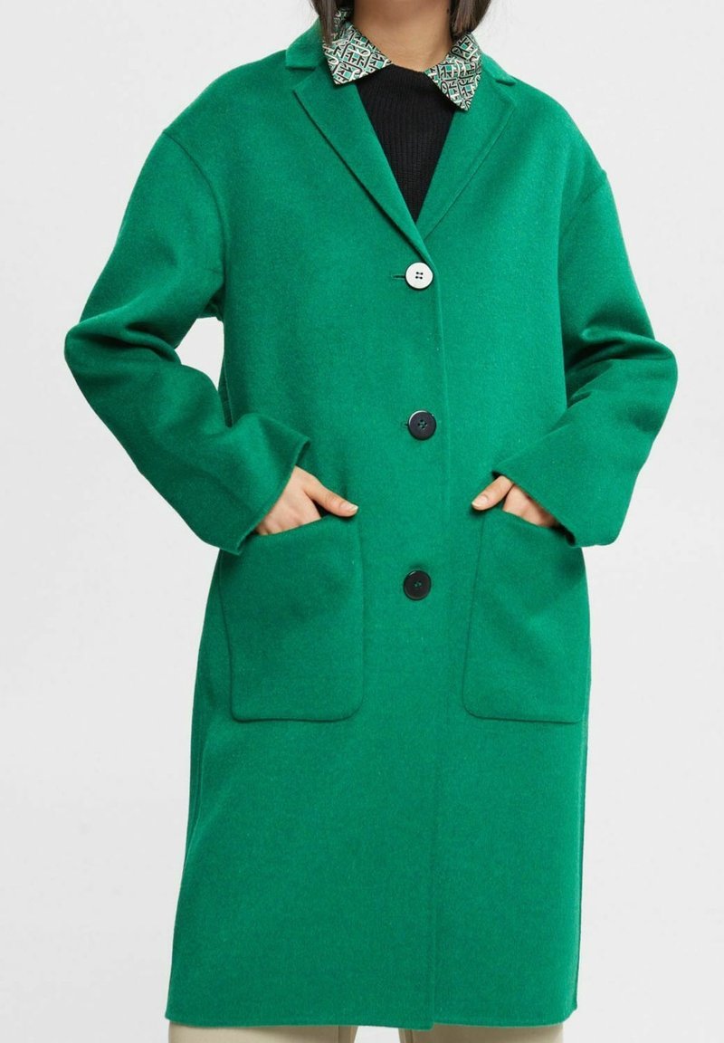 Esprit Collection Cappotto classico - green