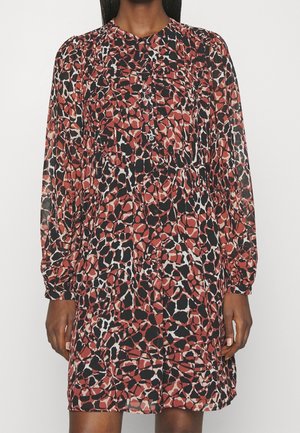 Shirt dress - metallic red