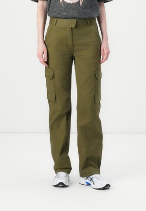 UTILITY PANTS - Cargohose - dark olive