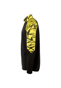 Zwarte langemouwshirt met een heldergele gestreepte uitstraling op de schouder; gemaakt van gladde stof en voorzien van een klassieke kraag.