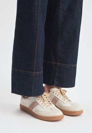RYŁKO Sneaker low - Creamy