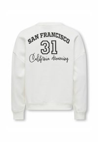 Bílá mikina s nápisem "SAN FRANCISCO" a číslem "31" tučným černým písmem, doplněná o kurzívu "California dreaming". Měkký materiál, kulatý výstřih a žebrované manžety.