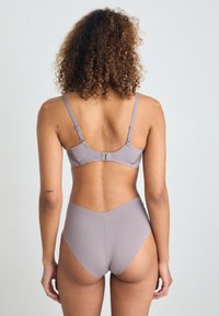 Triumph FLEX SMART - Soutien-gorge invisible - pigeon grey