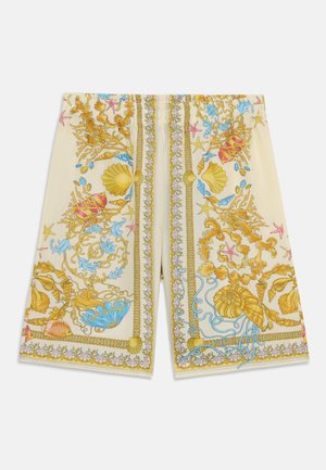 Pantalones cortos amarillos con un vibrante y elaborado patrón de conchas marinas y corales en dorado, azul y rosa. Cintura elástica y diseño de corte relajado.