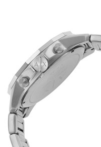 Orologio in acciaio inossidabile con finitura spazzolata, cassa rotonda, pulsanti a pressione e chiusura a deployante. Presenta un marchio inciso sul lato.