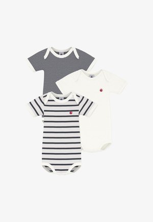 Kolm lühikese varrukaga beebi bodi, üks tumesinise ja valge triibuline, üks valge, üks valge tumesiniste triipudega, kõigil väikese punase purjelaevaga logo.