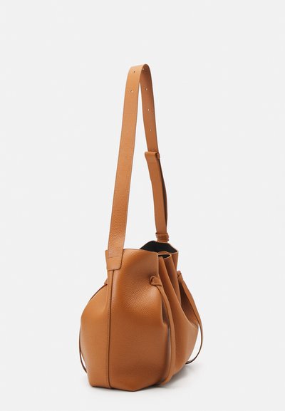 Yuzefi SCALLOP LARGE BUCKET - Sac à main - cinnamon